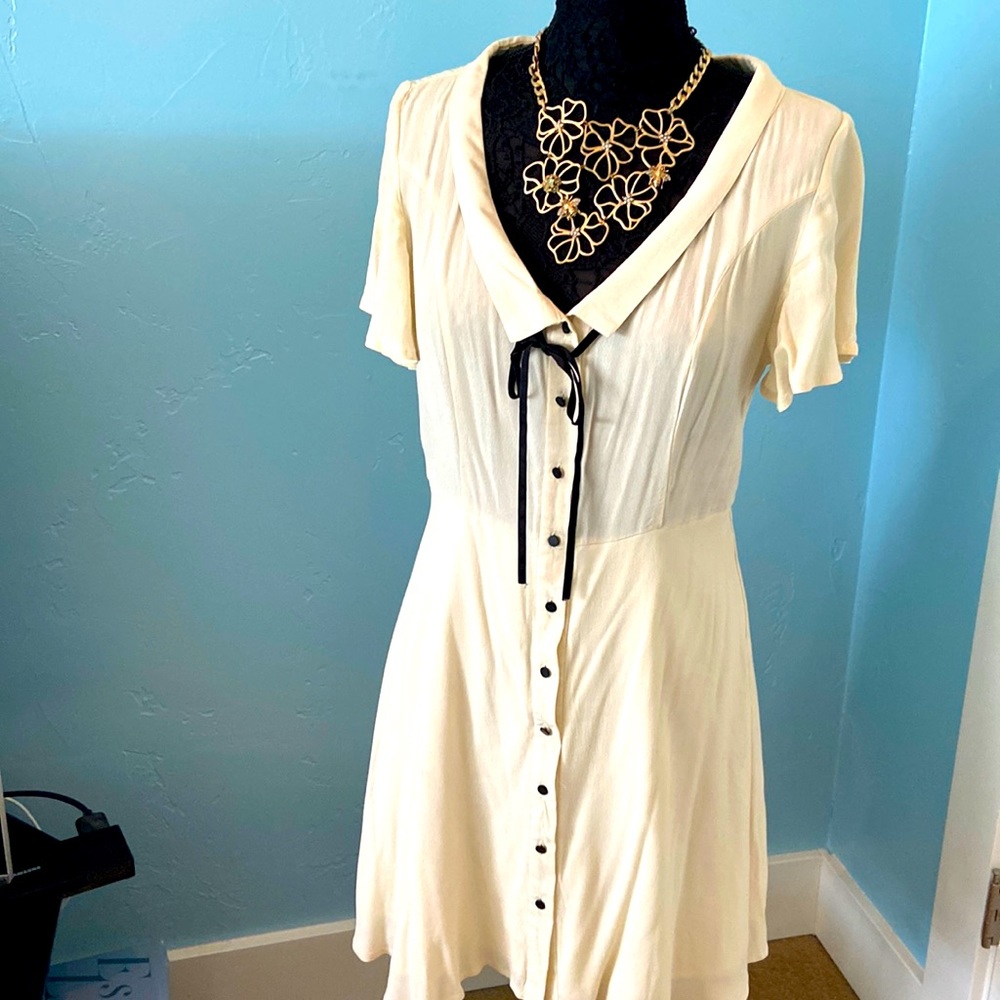 Pink & Sophie vintage style cream dress with black buttons size large